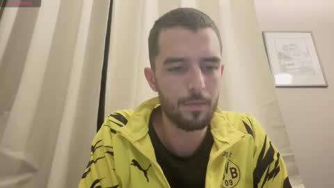 themmistokles online show from October 2025 07:55:01 PM