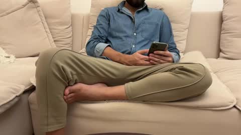 Snapshot of themonarchgoat chatting on January 2025 12:31:02 AM TheMonarchGoat online show from January 2025 12:31:02 AM