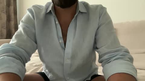 Snapshot of themonarchgoat chatting on December 2025 09:36:01 AM TheMonarchGoat online show from December 2025 09:36:01 AM