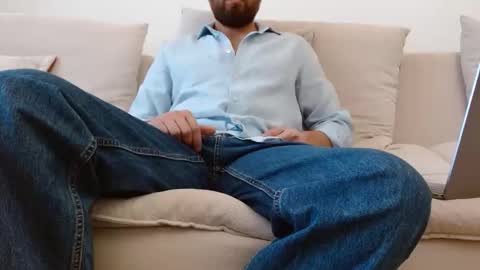 TheMonarchGoat online show from April 2026 04:22:02 PM