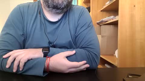 themoontiger online show from December 2025 09:02:01 PM