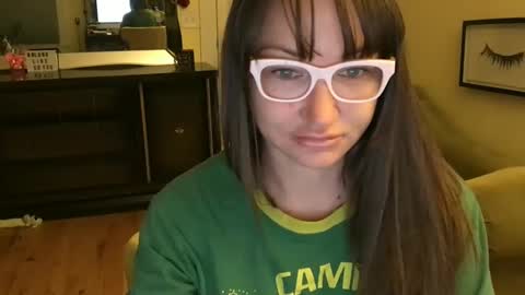 Snapshot of themrsnelson chatting on September 2025 09:31:01 AM Cach Nelson online show from September 2025 09:31:01 AM