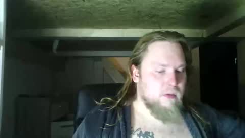 thenewdude1992 online show from February 2025 07:30:02 PM