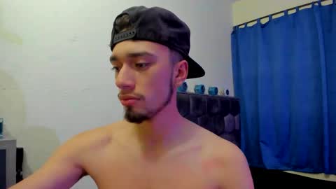 Snapshot of theo_stone04 chatting on September 2025 09:25:02 AM Theo online show from September 2025 09:25:02 AM