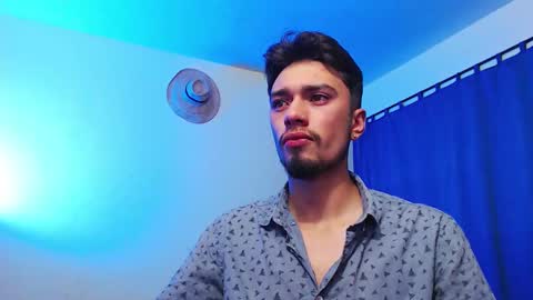 Theo online show from November 2025 09:45:01 AM