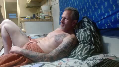 Snapshot of theoneyouwant2fuck chatting on February 2025 01:32:01 AM theoneyouwanttwofuck online show from February 2025 01:32:01 AM