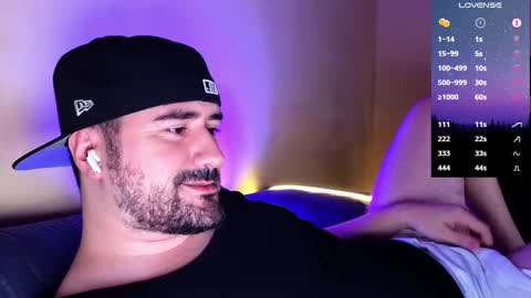 Snapshot of theoravi chatting on February 2025 04:03:02 AM Theo Ravi online show from February 2025 04:03:02 AM