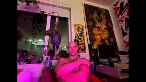 Snapshot of theoutfitter chatting on January 2025 11:03:01 AM MISTERPOWERS online show from January 2025 11:03:01 AM