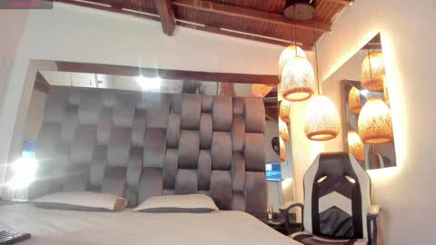 Pamela  online show from February 2025 06:15:02 PM