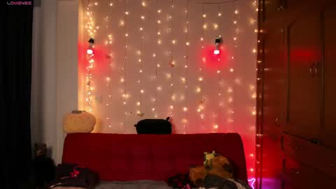 Snapshot of thepartyhomemia chatting on July 2026 05:00:02 PM thepartyhomemia online show from July 2026 05:00:02 PM