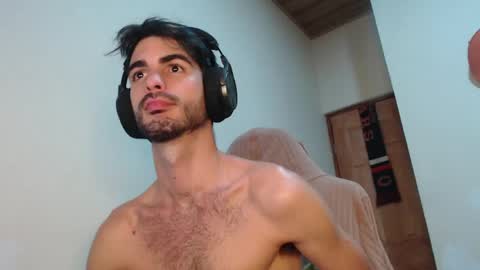 Santiago Enrique online show from May 2026 06:31:02 AM