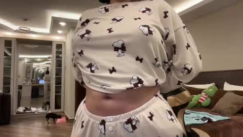 Snapshot of therealcamilabaddie chatting on November 2025 01:38:02 AM therealcamilabaddie online show from November 2025 01:38:02 AM