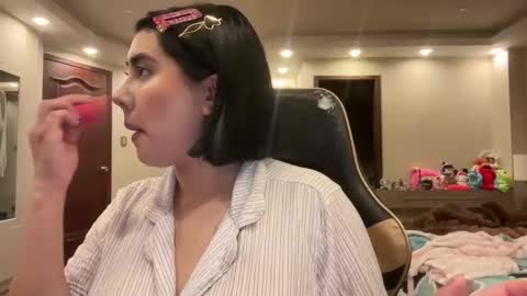 Snapshot of therealcamilabaddie chatting on November 2025 04:35:01 AM therealcamilabaddie online show from November 2025 04:35:01 AM