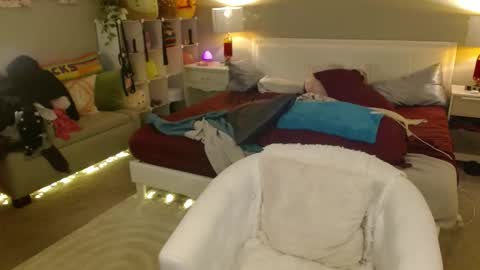 Madame Celeste online show from February 2026 02:39:02 AM