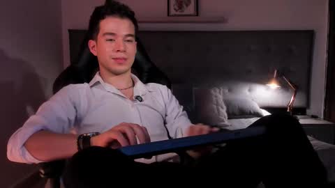     4th  online show from October 2025 04:53:02 PM