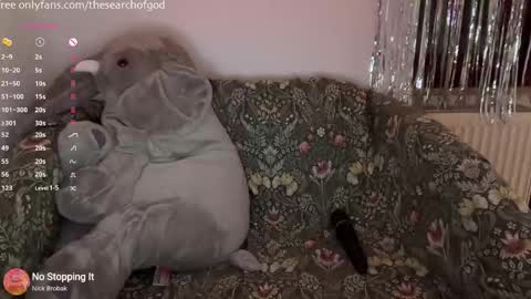 LISA                                            online show from November 2025 07:03:01 PM