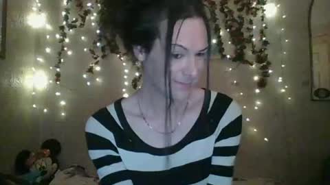 Snapshot of thesillymillie chatting on March 2025 04:56:02 AM sillymillie0 online show from March 2025 04:56:02 AM