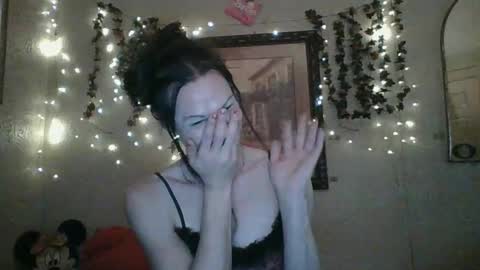 Snapshot of thesillymillie chatting on September 2025 11:50:02 PM sillymillie0 online show from September 2025 11:50:02 PM