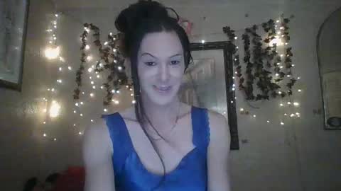 Snapshot of thesillymillie chatting on November 2025 07:36:02 PM sillymillie0 online show from November 2025 07:36:02 PM