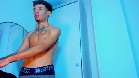 Snapshot of theskinny8inch_ chatting on March 2025 08:41:01 AM theskinny8inch_ online show from March 2025 08:41:01 AM