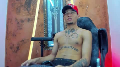 Snapshot of theskinny8inch_ chatting on September 2025 05:41:02 AM theskinny8inch_ online show from September 2025 05:41:02 AM