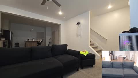 Snapshot of theslutcouple98 chatting on October 2025 05:04:02 PM theslutcouple98 online show from October 2025 05:04:02 PM