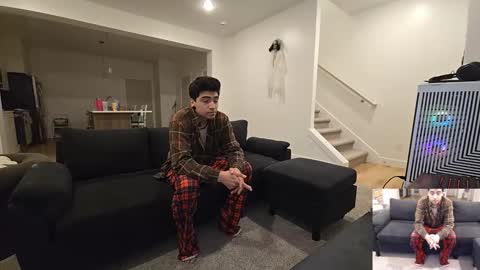 Snapshot of theslutcouple98 chatting on October 2025 05:19:02 AM theslutcouple98 online show from October 2025 05:19:02 AM