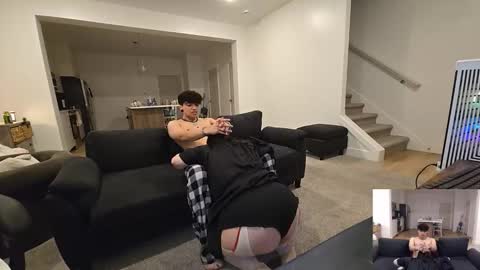 Snapshot of theslutcouple98 chatting on October 2025 05:57:02 AM theslutcouple98 online show from October 2025 05:57:02 AM