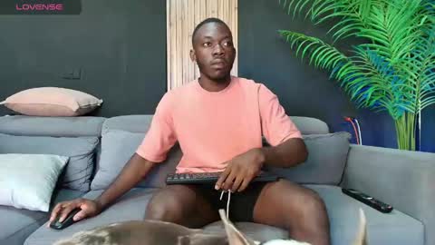 thestraightroom online show from May 2026 12:54:02 PM