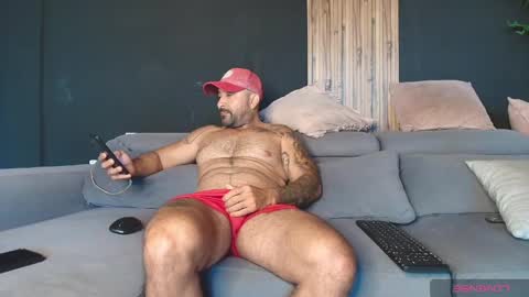 thestraightroom online show from May 2026 12:01:01 PM