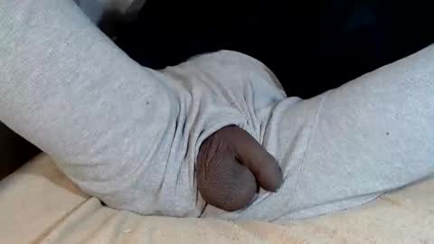 Snapshot of thetightestass14 chatting on January 2025 04:28:02 AM thetightestass14 online show from January 2025 04:28:02 AM