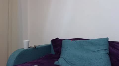 Snapshot of thetopalex chatting on December 2024 07:58:02 AM TheTopAlex online show from December 2024 07:58:02 AM