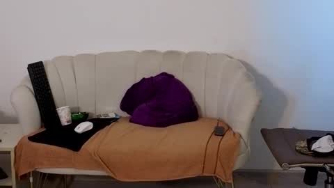 Snapshot of thetopalex chatting on November 2025 07:20:01 AM TheTopAlex online show from November 2025 07:20:01 AM