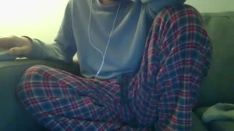 Snapshot of thetubedscarfguy chatting on January 2026 07:23:01 PM Scarf guy online show from January 2026 07:23:01 PM