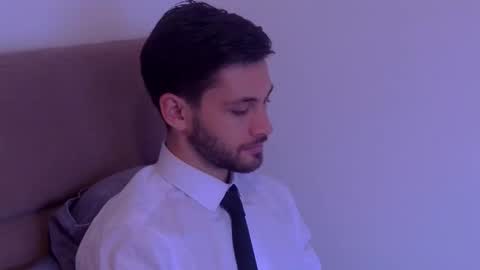 The Waiter online show from November 2025 10:07:01 AM