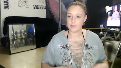 Snapshot of thewildechase chatting on December 2025 11:10:01 PM Chase online show from December 2025 11:10:01 PM