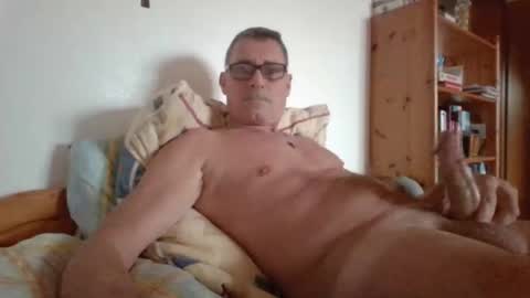 Snapshot of thhe13 chatting on February 2026 01:20:01 PM thhe13 online show from February 2026 01:20:01 PM