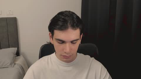 thiaan__ online show from December 2024 04:13:02 AM