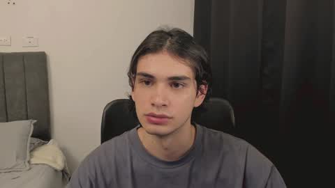 thiaan__ online show from December 2024 10:06:02 PM