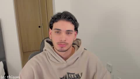 thiaan__ online show from October 2025 11:50:01 PM