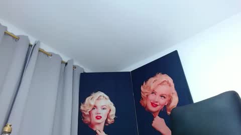 Snapshot of thiago_fosterr1 chatting on December 2024 10:35:02 PM Thiago online show from December 2024 10:35:02 PM