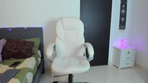 Manuel online show from February 2026 06:22:01 AM