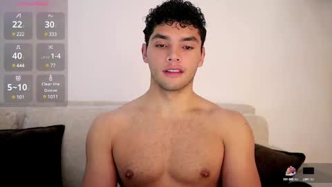 Just Thiago  online show from March 2025 03:53:01 PM