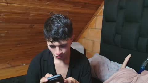 Snapshot of thiago_n_sam chatting on October 2025 04:37:01 AM thiago_n_sam online show from October 2025 04:37:01 AM