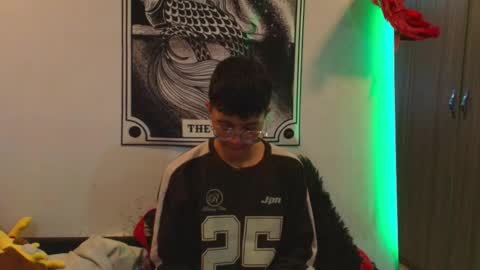 Snapshot of thiago_n_sam chatting on November 2025 01:53:01 AM thiago_n_sam online show from November 2025 01:53:01 AM