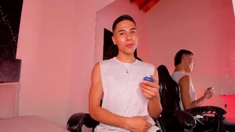 thiagosexy005 online show from July 2026 01:05:02 AM
