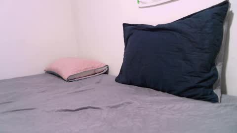 thiagovega_ online show from May 2026 03:36:02 AM