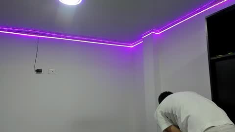 Snapshot of thiagowells_ chatting on February 2025 02:38:02 AM Thiago Wells online show from February 2025 02:38:02 AM