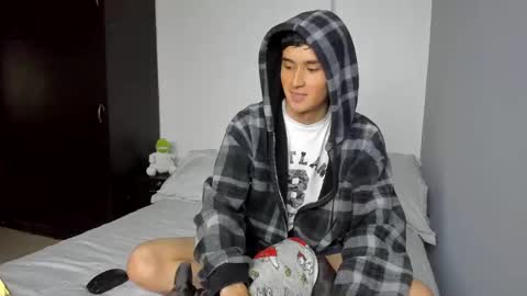 Snapshot of thiagowells_ chatting on October 2025 07:36:01 PM Thiago Wells online show from October 2025 07:36:01 PM