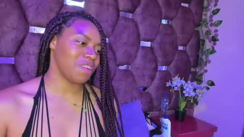 thiana_taylor online show from December 2025 08:26:01 PM